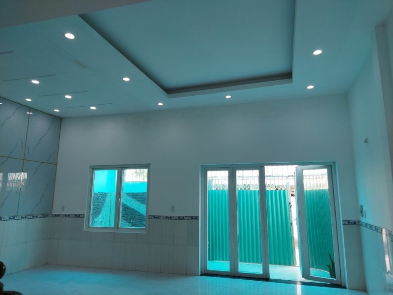 Bán nhà Đỗ Xuân Hợp, Phước Long TPMCM. DT 84m2, 2 tầng, 3PN, SH. Giá 6.69 tỷ. LH: 0933125879