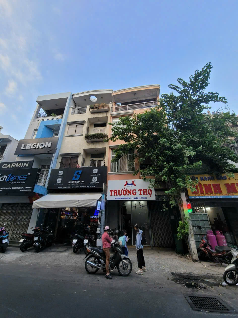 Bán Nhà Mặt Tiền 50 Trần Minh Quyền, Phường 11, Q10