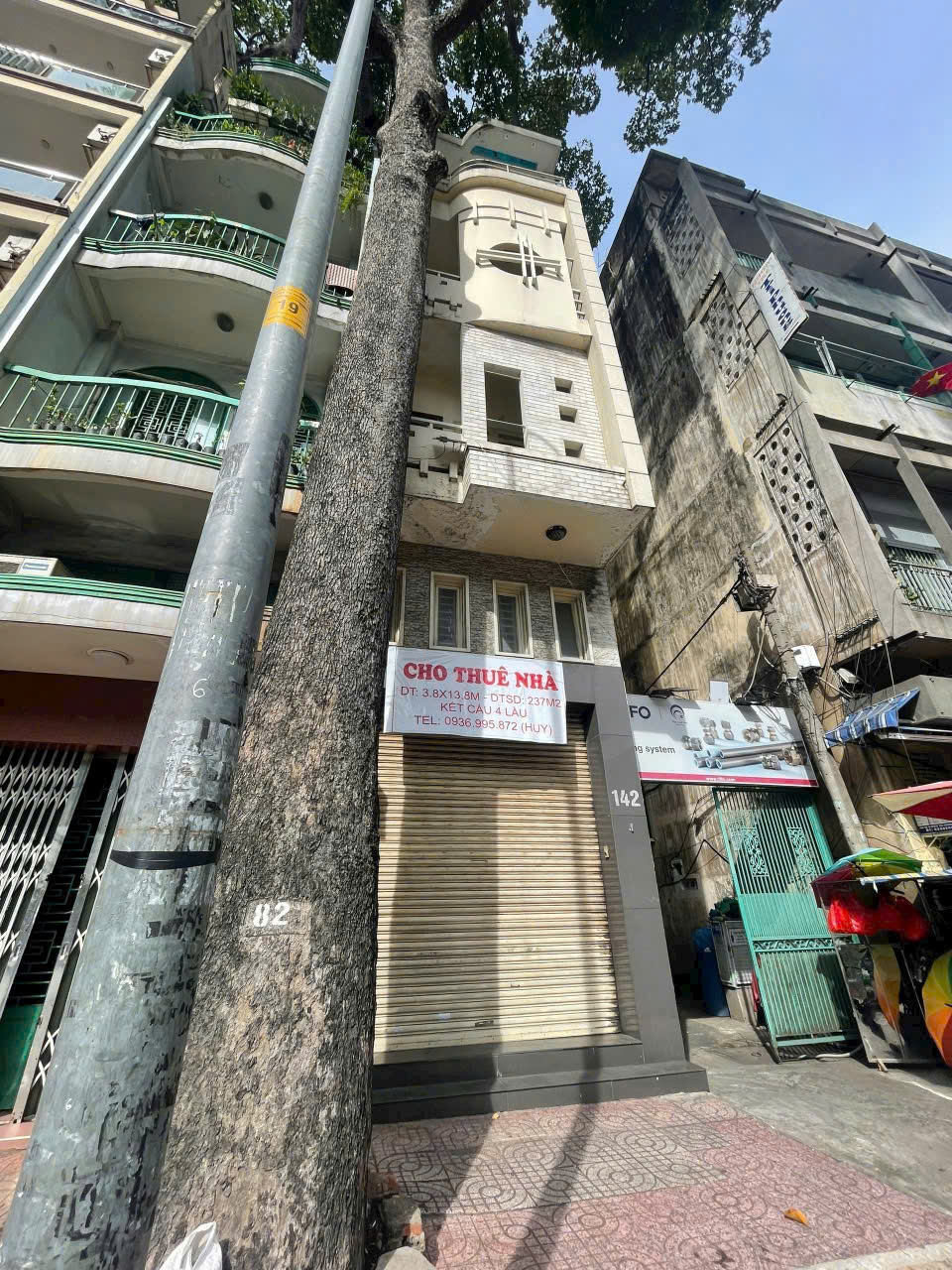 Chính Chủ Bán Mặt Tiền Nguyễn Tri Phương, P:9, Q.5. Dt: (3.7 X 13.8m), Giá Chỉ 25 Tỷ, Tell: O911.16O.692