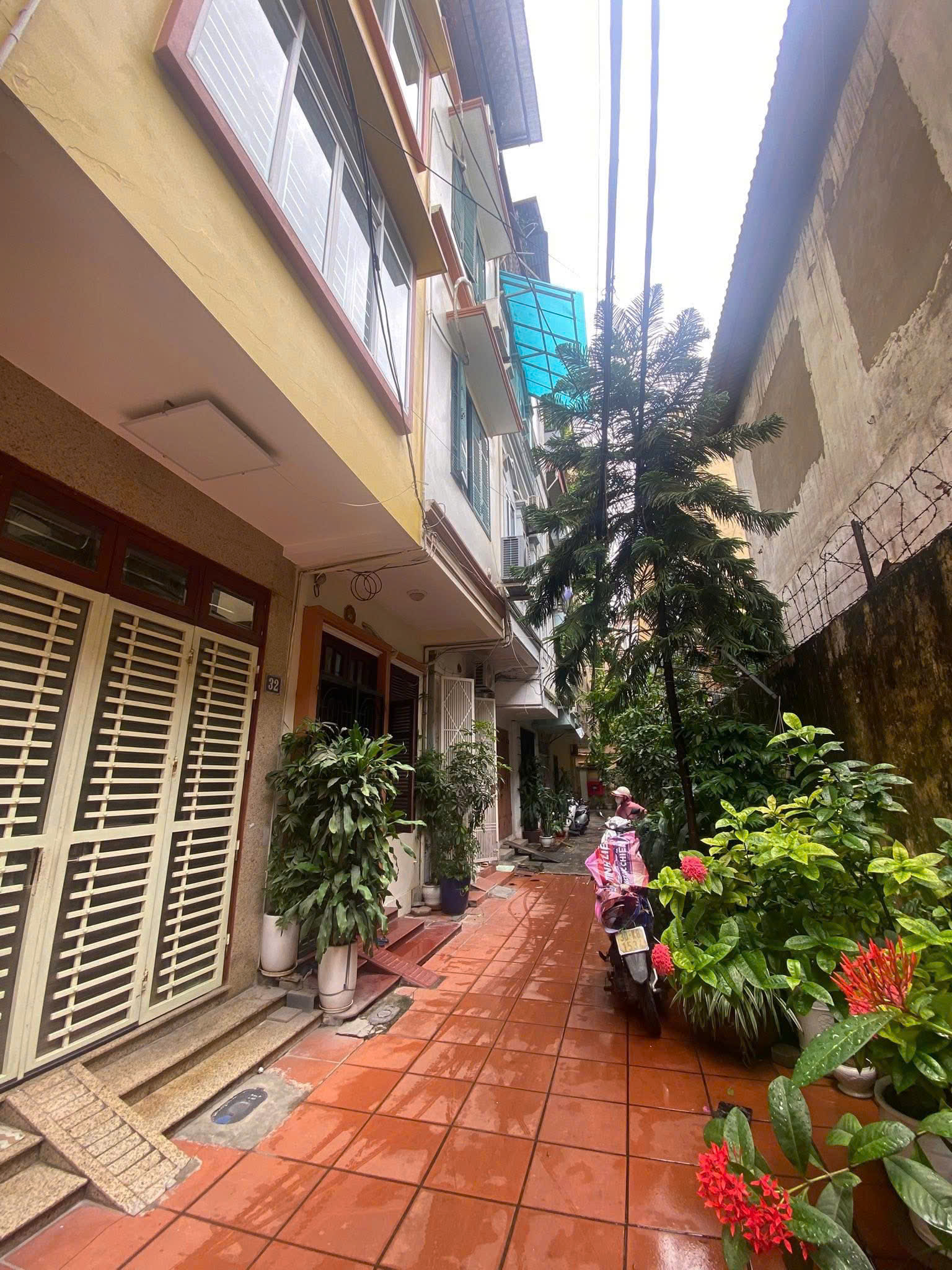PHỐ HÀO NAM NGÕ THÔNG - KINH DOANH ONLINE 36m2 4 tầng mt 3.4m Giá 11.6 tỷ