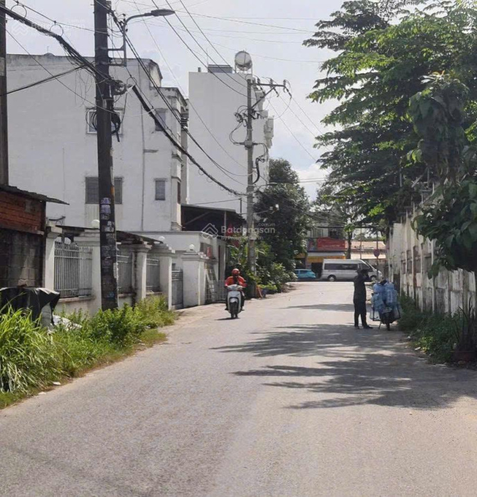 BÁN ĐẤT VUÔNG ĐẸP QUẬN TÂY HỒ 46M2 GIÁ CHỈ 6 TỶ, NGÕ NÔN...