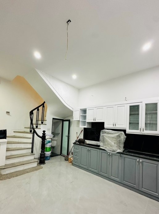 NHÀ MỚI 5 TẦNG 28 M2 LÊ THANH NGHI, NGÕ NÔNG 3 GÁC, GIÁ 5.95 TỶ