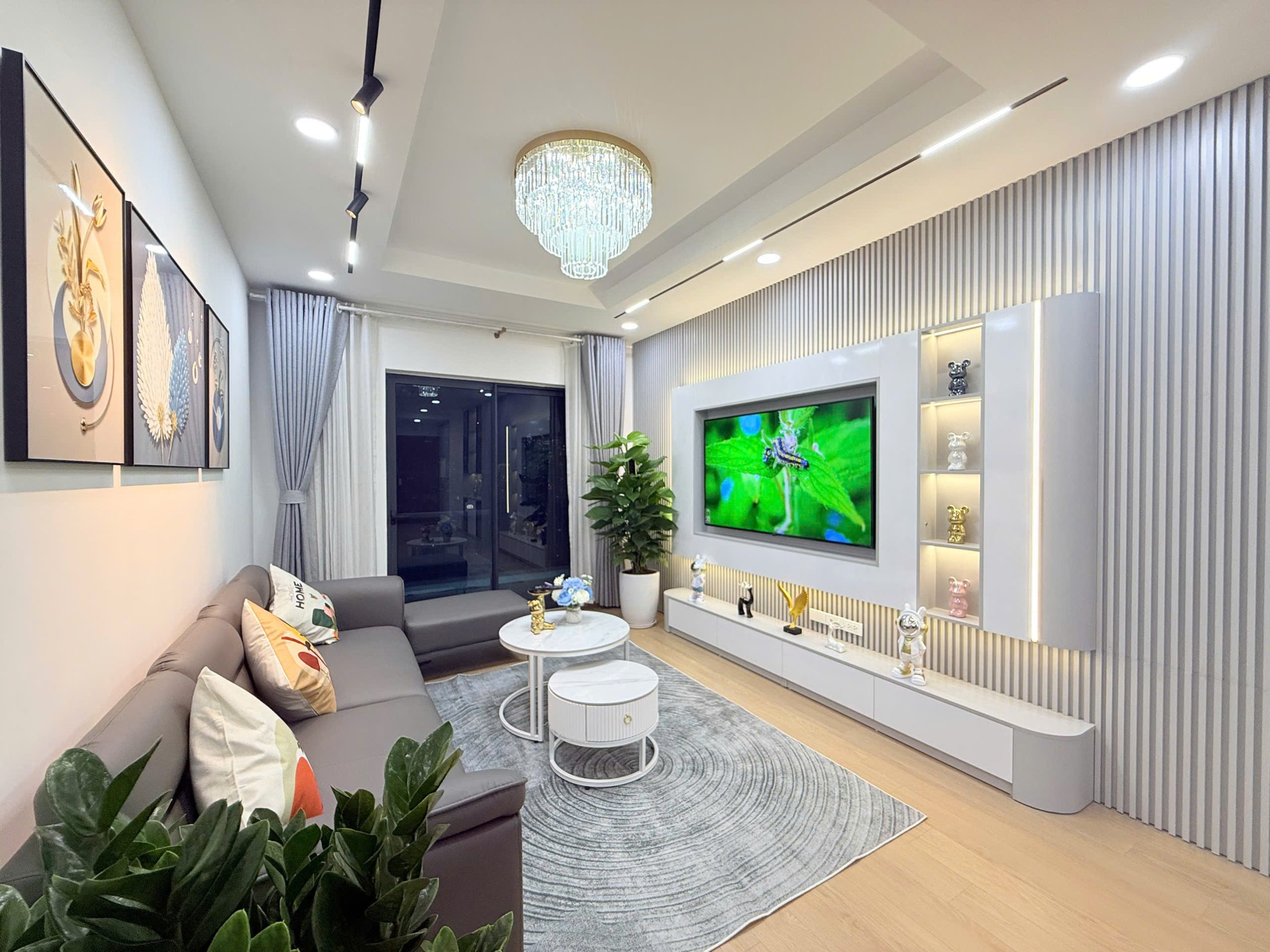 Gia đình tôi muốn nhượng lại căn 2 ngủ Goldmark City