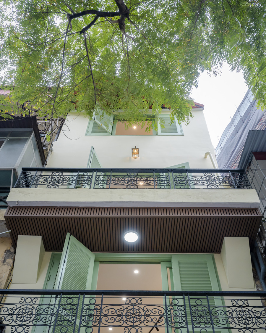 Bán nhà Thúy Lĩnh diện tích 35m, 5 tấng, mặt tiền 3.5m giá gần 7 tỷ có thang máy ô tô vào nhà, mặt ngõ kinh doanh