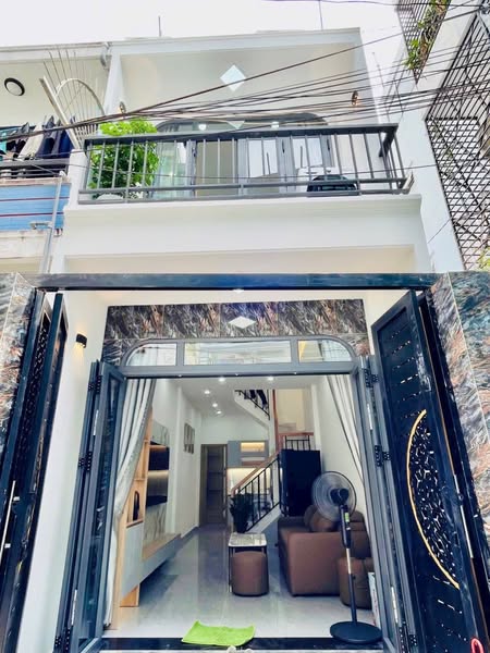 Nhà 2 Mặt Hẻm Gần Sân Bay Nguyễn Văn Công