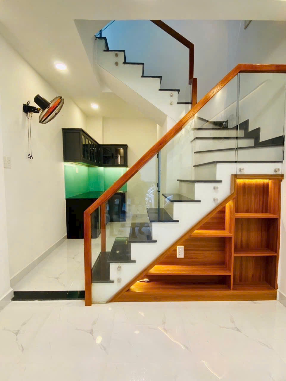 DƯƠNG BÁ TRẠC – P2, Q8 – NHÀ MỚI ĐẸP, VÀO Ở LIỀN – CHỈ 4.28 TỶ