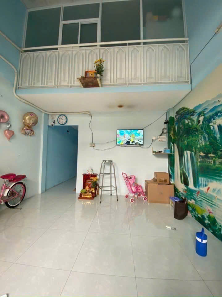 NHÀ ĐẸP GẦN CHỢ PHẠM THẾ HIỂN, Q8 – CÁCH MẶT TIỀN 20M – GIÁ 3.2 TỶ