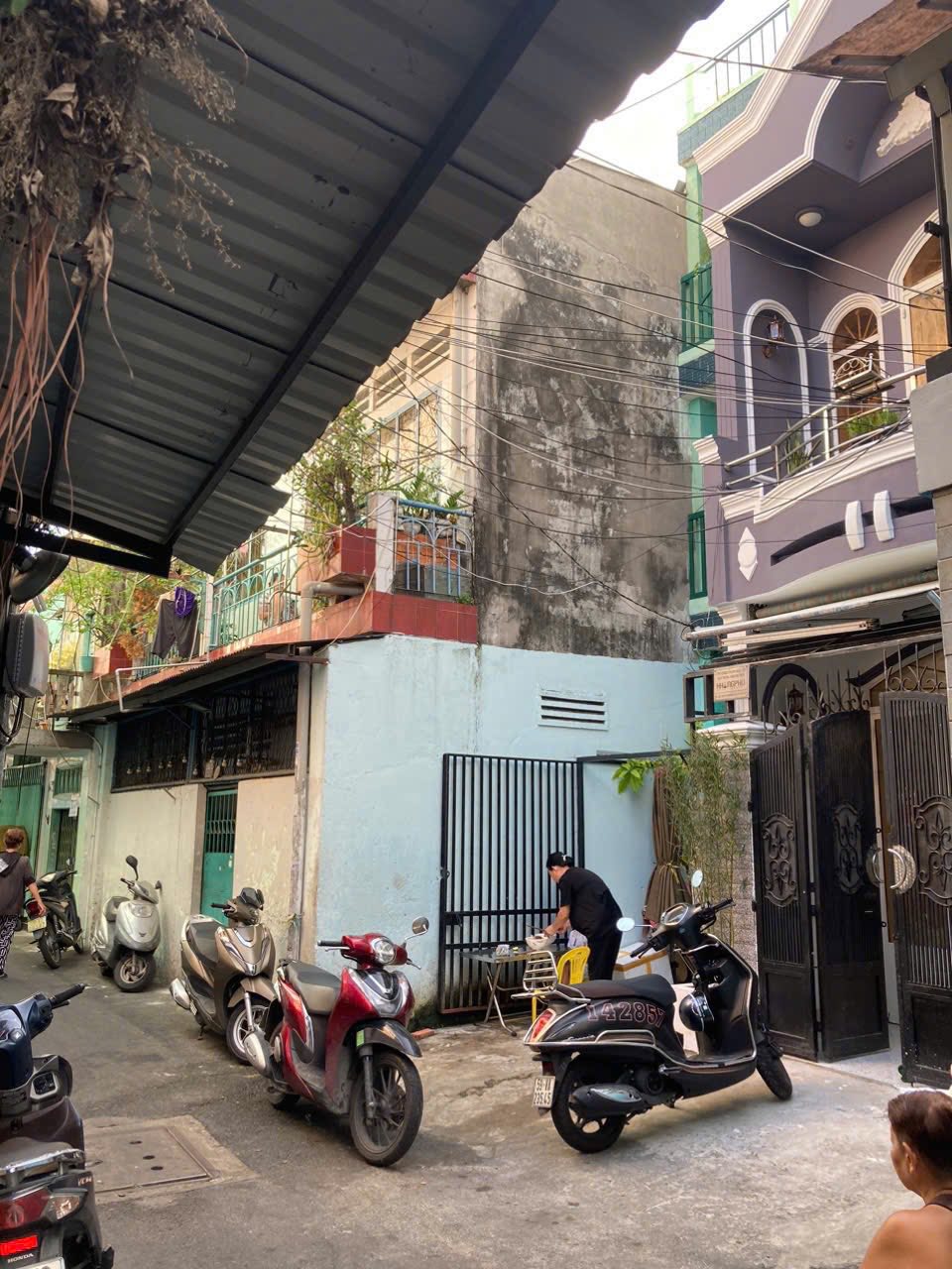 NHÀ ĐẸP HUỲNH KHƯƠNG AN ĐỐI DIỆN TRƯỜNG ĐẠI HỌC