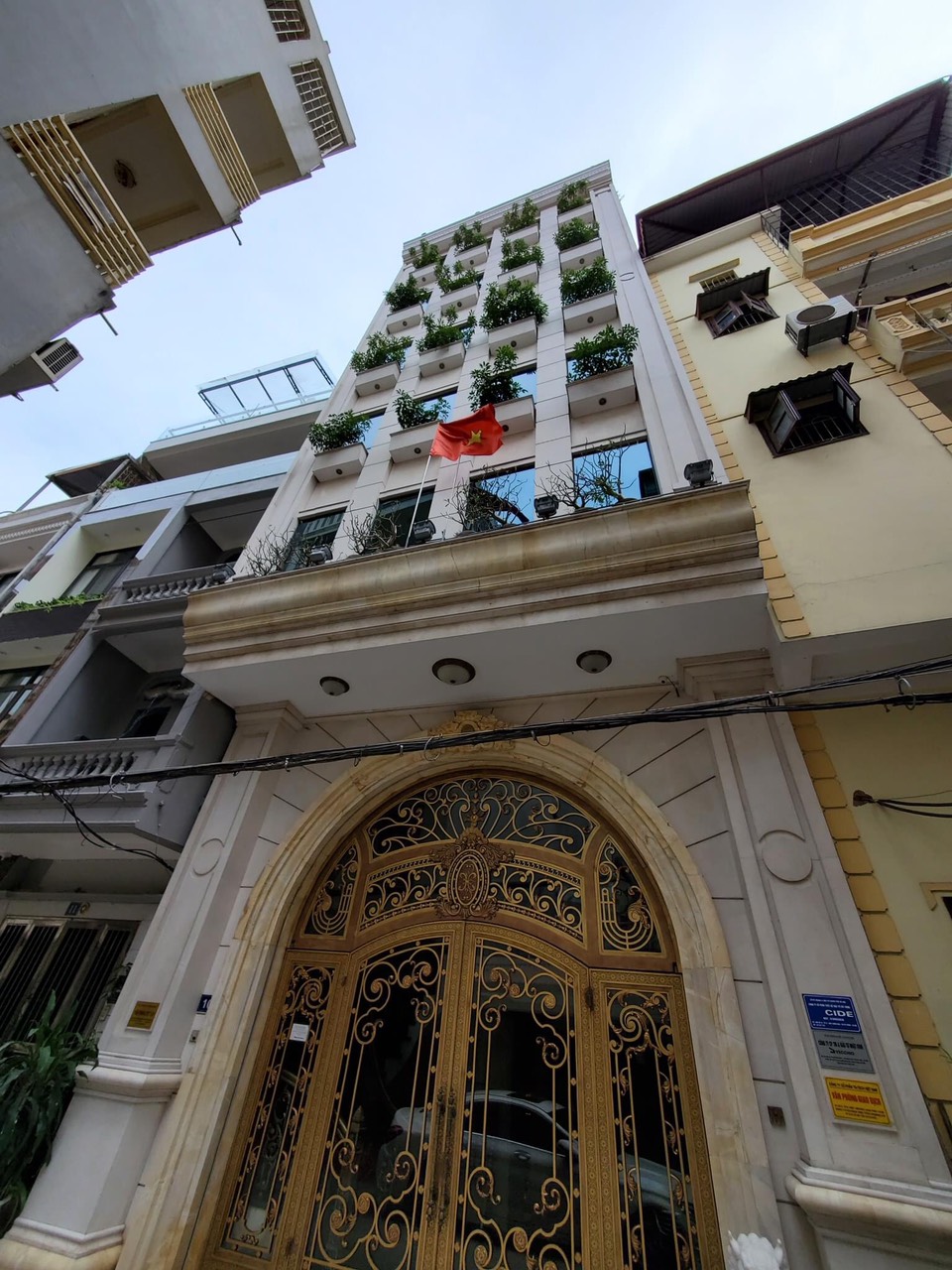 Bán nhà mặt phố Hàng Bè 120m2, 7 tầng, mặt tiền 4m, phù hợp Khách sạn, Aparment, nhà hàng, spa...Nơi tập trung nhiều du khách..