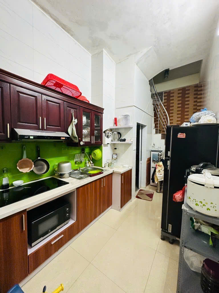 NHÀ TRẦN CUNG – 38M² x 5 TẦNG – MT 6,5M – 5 NGỦ – VỊ TRÍ ĐẸP, TIỆN ÍCH ĐỦ ĐẦY