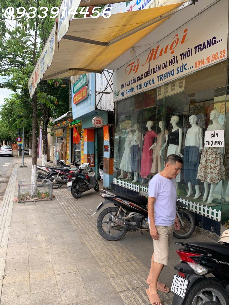NHÀ MẶT PHỐ HÙNG VƯƠNG, TP QUẢNG NGÃI GIÁ CHỈ 4.2 TỶ - SỔ HỒNG RIÊNG