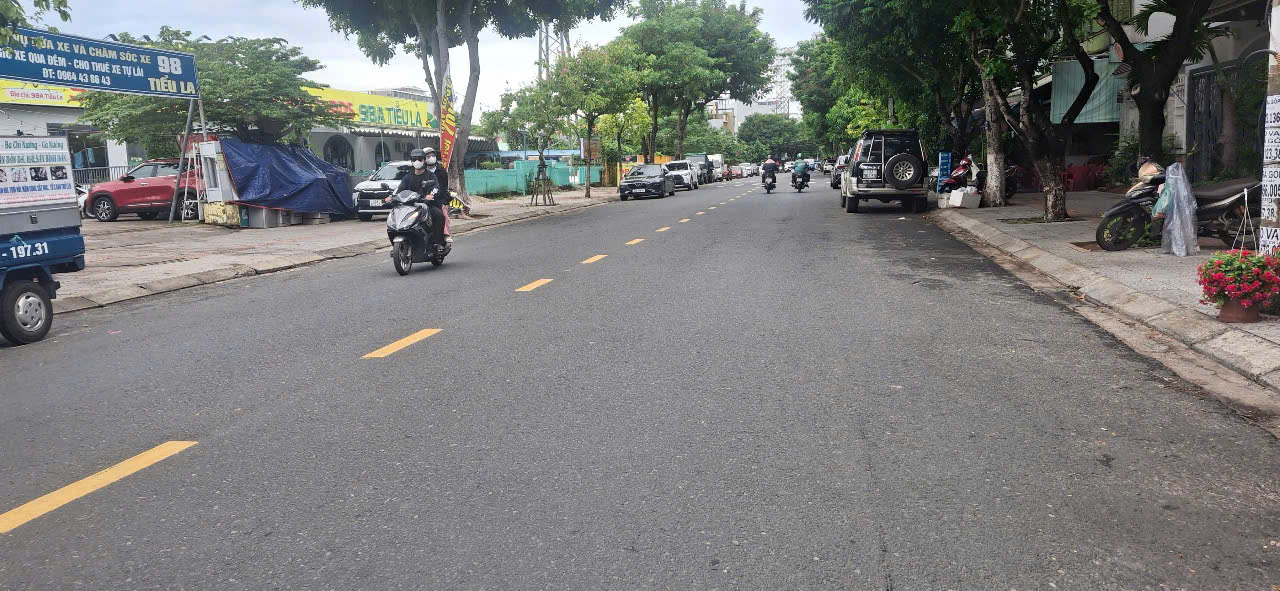 BIỆT THỰ MINI LÔ GÓC 2 MẶT TIỀN – TT HẢI CHÂU 115M2 NGANG 6.7M– KINH DOANH ĐỈNH