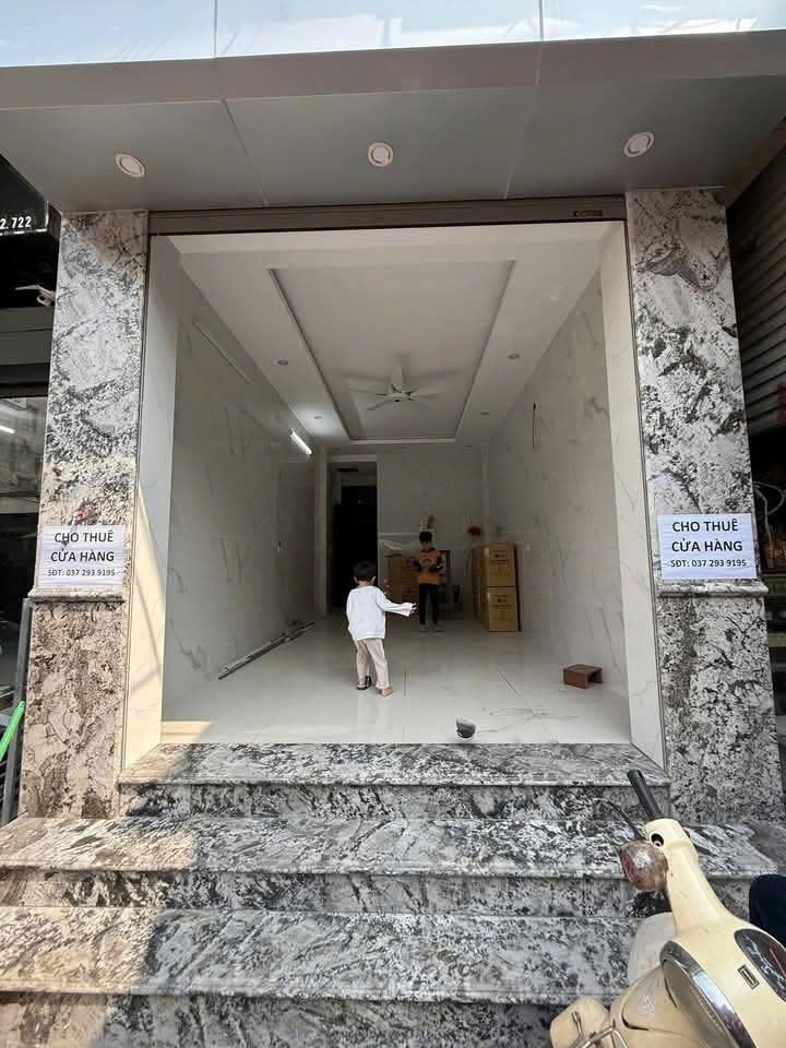 CHO THUÊ CỬA HÀNG Địa chỉ: 135 đường Hoàng Mai,phường Hoàng Văn thụ cũ nay phường Tương Mai Hà Nội