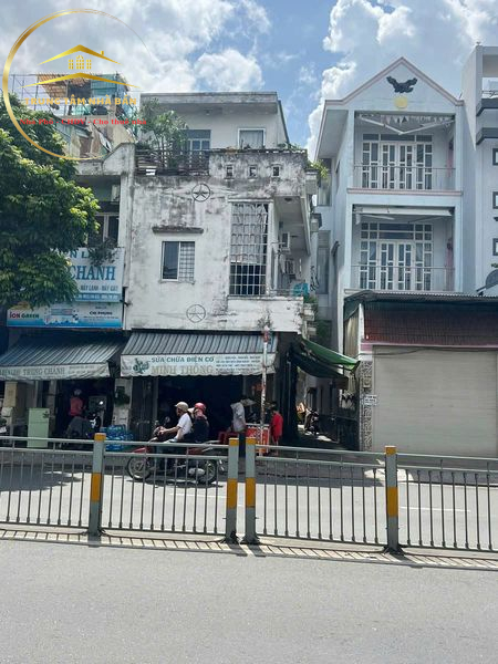 Bán nhà Mặt tiền 142 Lũy Bán Bích, DT 4.1×16.5m (nở hậu 6.4m), 1 trệt 2 lầu ST, P. Tân Thới Hòa, Q.Tân Phú