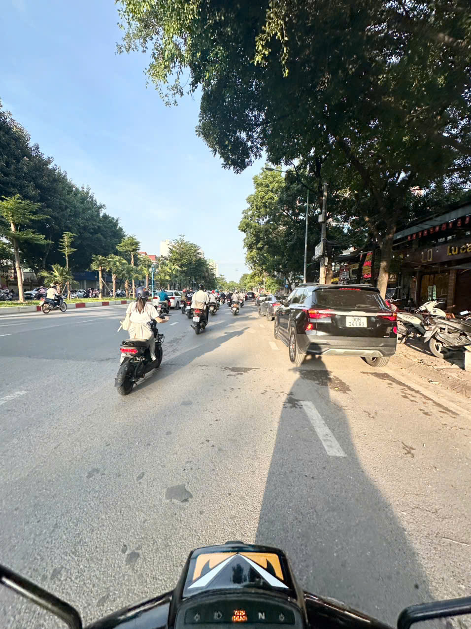 DÂN XÂY HOÀNG QUỐC VIỆT – 40M RA MẶT PHỐ – NGÕ BA GÁC - TẦM TIỀN HIẾM TRONG KHU VỰC