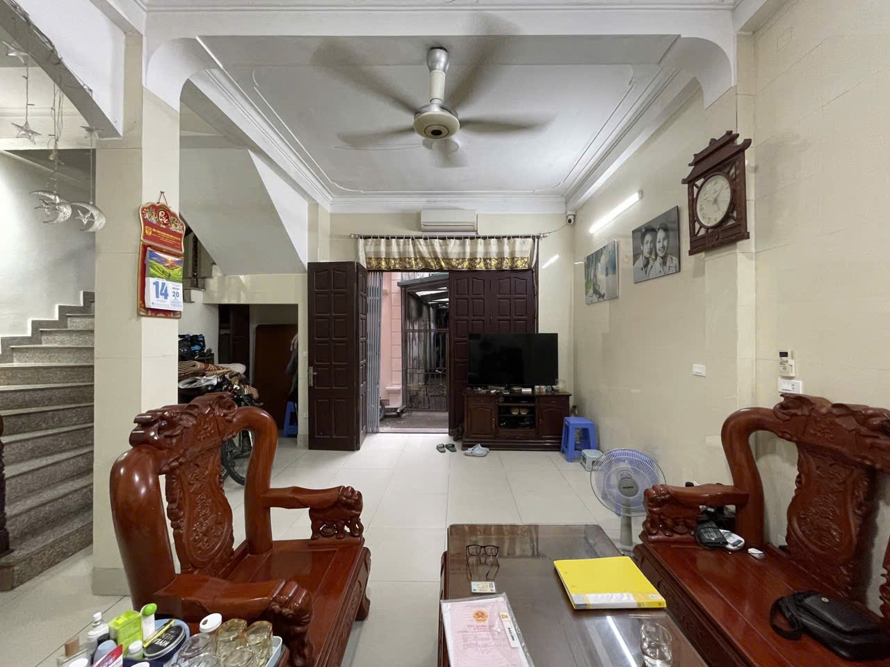 BÁN NHÀ DÂN XÂY – MT RỘNG 6.6M – 3 BƯỚC RA PHỐ – NGÔ GIA TỰ -LONG BIÊN Diện tích 50m² x 3 tầng – Mặt tiền