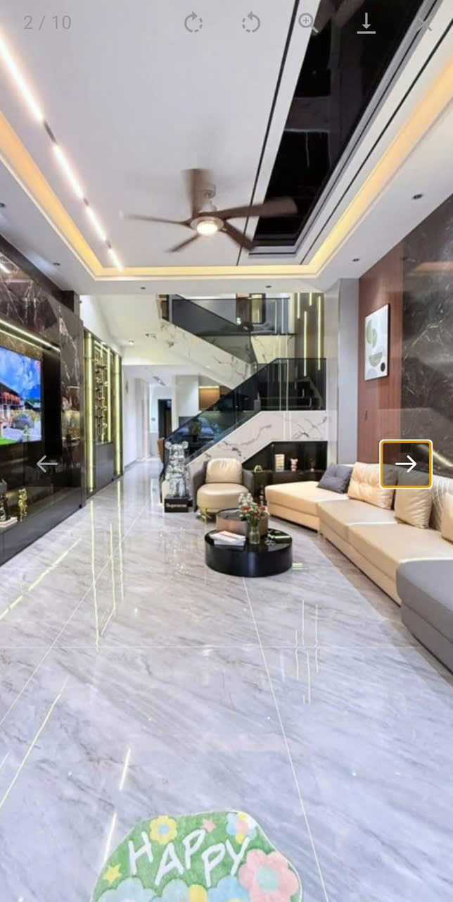 78m2