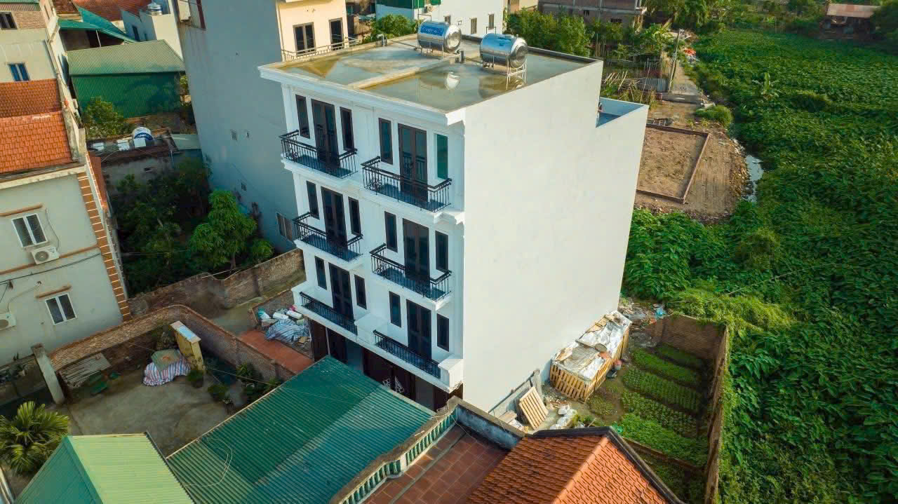 BÁN NHÀ 4 TẦNG – THIẾT KẾ HIỆN ĐẠI – FULL NỘI THẤT, 40M, 4.5 TỶ.