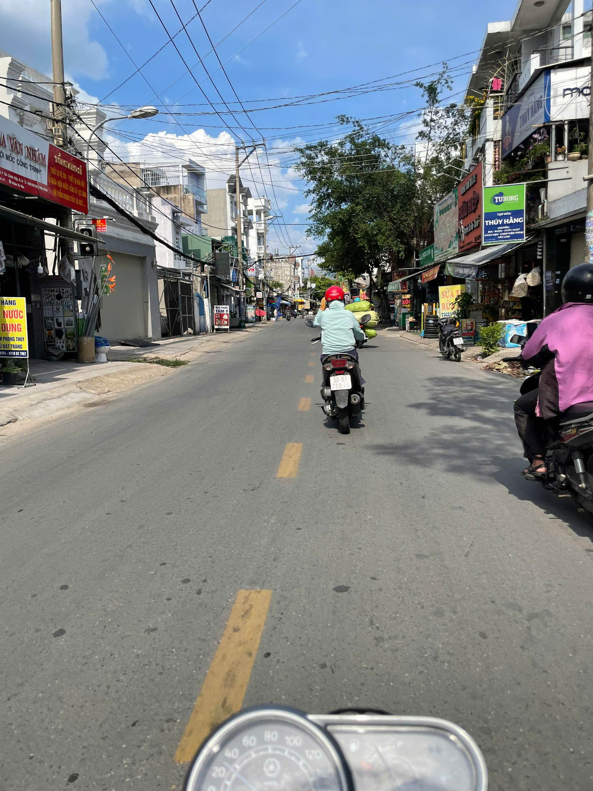 NHÀ MỚI XÂY MT HUỲNH THỊ HAI TRỤC KD SẦM UẤT NHẤT Q12 – GIÁ CHỈ 8,9 TỶ TL