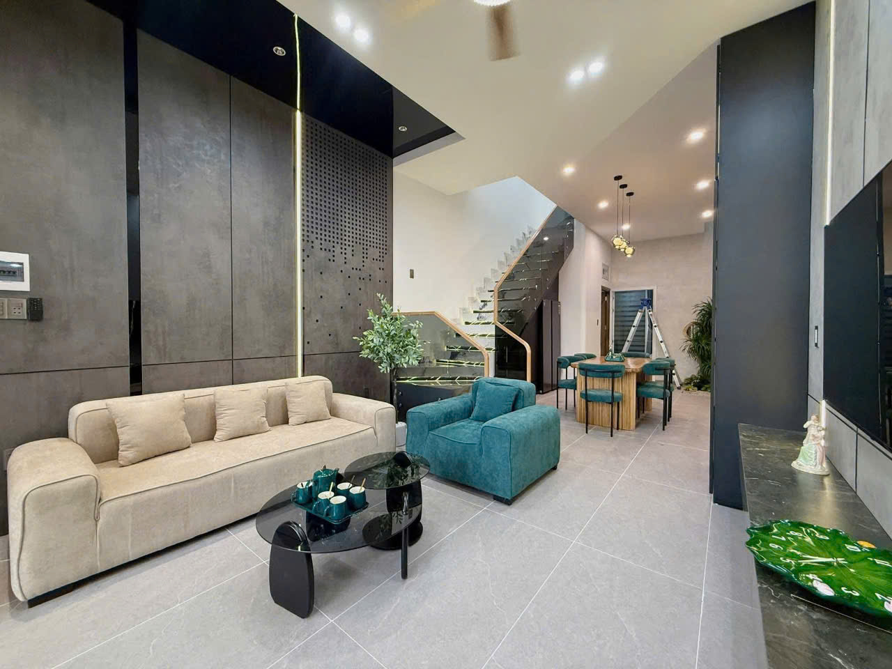 Nhà 2 mê full nội thất cao cấp đường chính 6m Trần Đình Tri, Hòa Minh, Liên Chiểu, Đà Nẵng