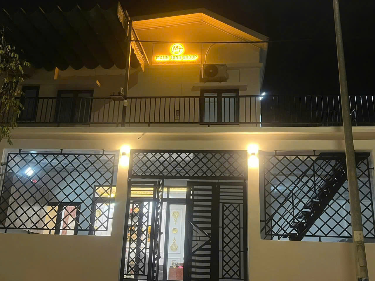 Chủ Cần Bán Gấp Căn Mặt Tiền Hai phòng Ngủ Tại Oasis City 2, Bến Cát, Bình Dương