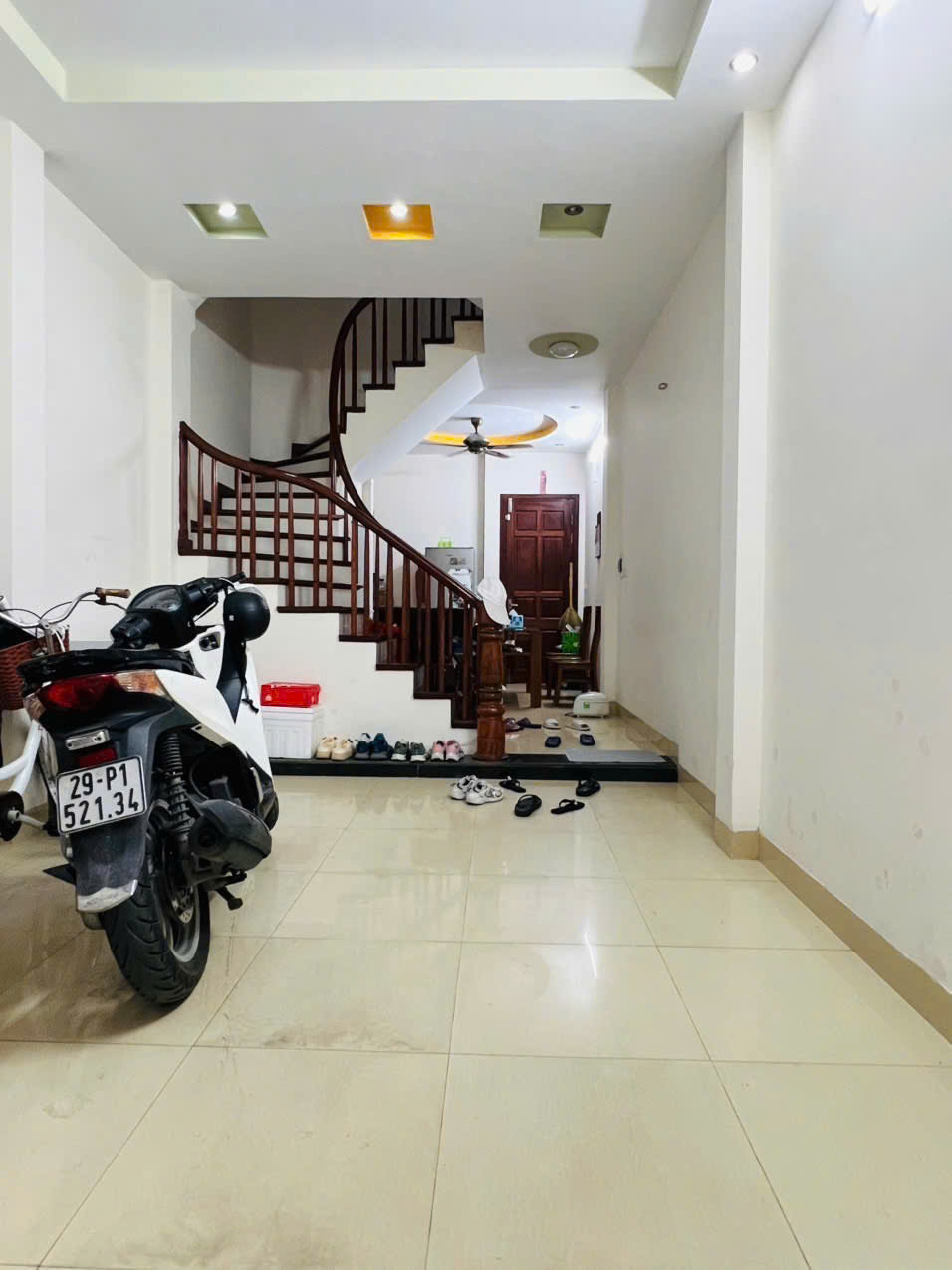 BÁN NHÀ PHÂN LÔ Ô TÔ KINH DOANH 2 THOÁNG TRƯỚC SAU HOÀNG QUỐC VIỆT CẦU GIẤY 14.5 TỶ