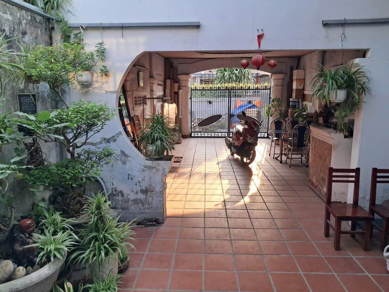 LIÊN CHIỀU- HOÀ KHÁNH Nam Cao 190m 4.5T - Kiệt nhựa 5m vài bước ra Tôn Đức Thắng thông PN Xương Dt 190m. Nhà c4 mái