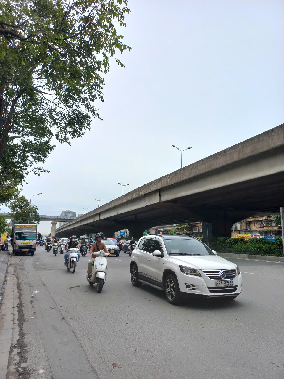 BÁN NHÀ MẶT PHỐ KHUẤT DUY TIẾN, LÔ GÓC 2 MẶT TIỀN 6T THANG MÁY VỈA HÈ KINH DOANH, NHỈNH 28 TỶ