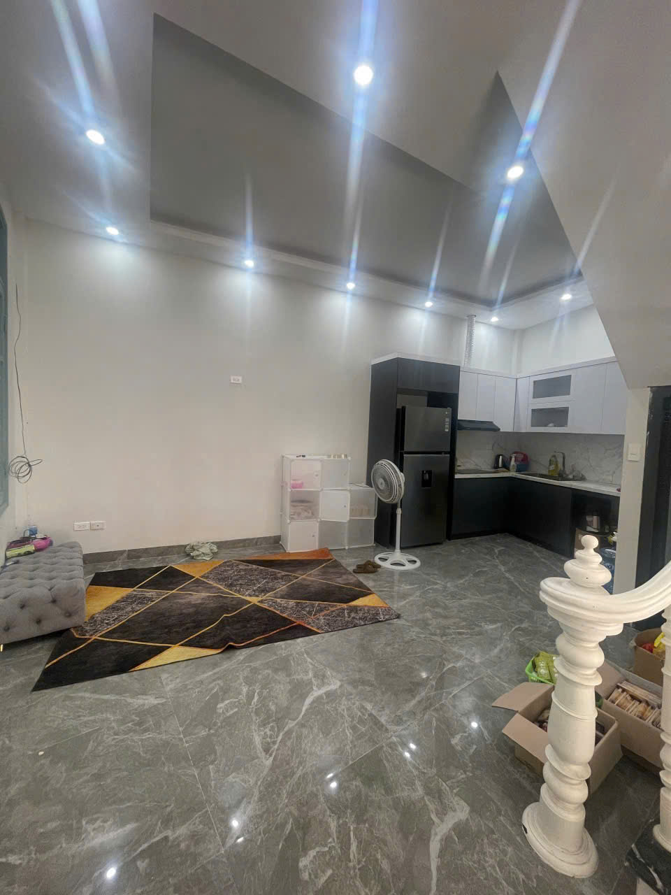 BÁN NHÀ CĂN GÓC 2 MẶT THOÁNG – NGUYỄN VĂN CỪ -LONG BIÊN – 53M² – 5 TẦNG – 13.5 TỶ Cách mặt phố Nguyễn Văn Cừ chỉ