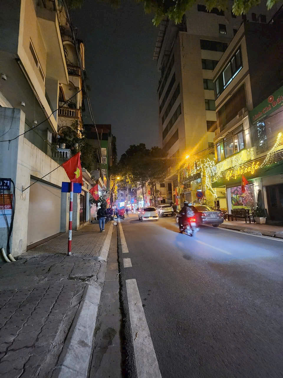 SIÊU PHẨM MẶT PHỐ TÔ VĨNH DIỆN CỰC PHẨM ... KHU VỰC LÀM ĂN KINH DOANH SINH SỐNG KHÍ VƯỢNG,TÀI VƯỢNG. VỈA HÈ KINH