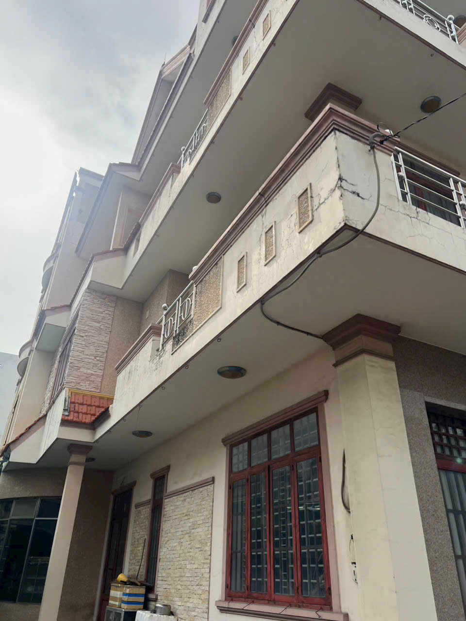 BÁN BIỆT THỰ SÂN VƯỜN ĐẲNG CẤP – HẺM XE HƠI NGUYỄN ẢNH THỦ – GIÁ SỐC CHỈ 25 TỶ