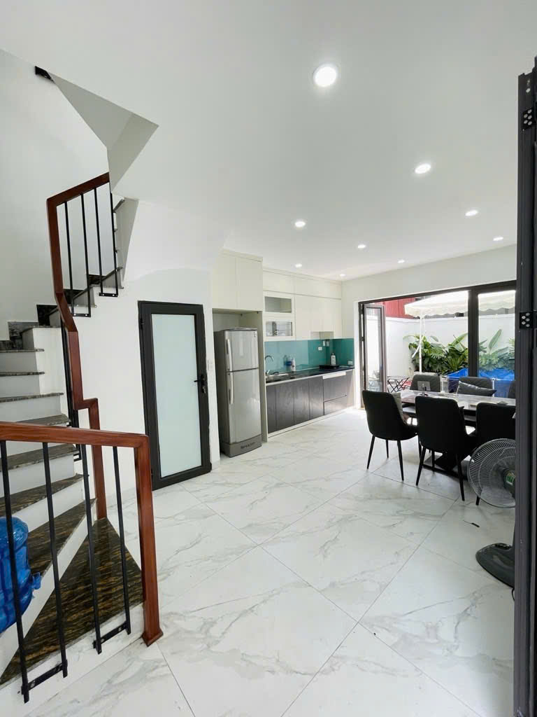 BÁN NHÀ PHỐ SÀI ĐỒNG, LONG BIÊN, HÀ NỘI – GIÁ CHỈ NHỈNH 6TỶ