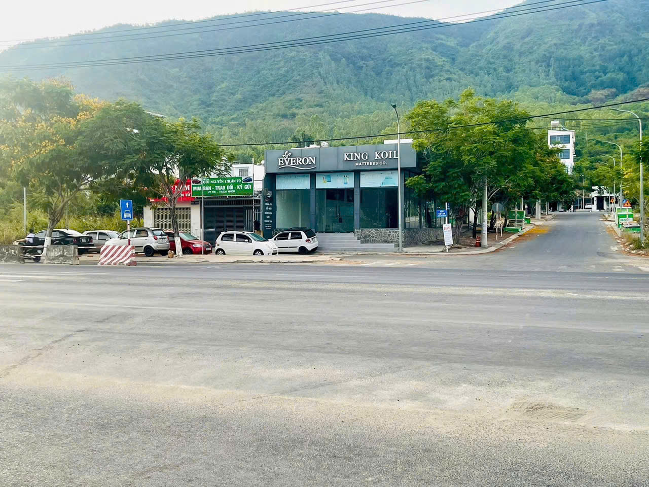 Bán lô Đất Góc 2 mặt Tiền Đại lộ Nguyễn Tất Thành Sat SunGroup