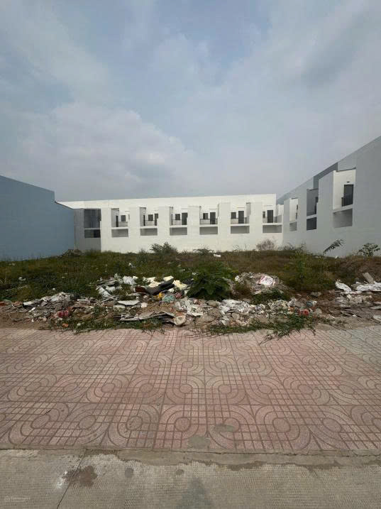 Chính chủ bán cắt lỗ lô đất full thổ cư tại xã Long Khê, Cần Đước, Long An – Sổ hồng riêng, công chứng ngay