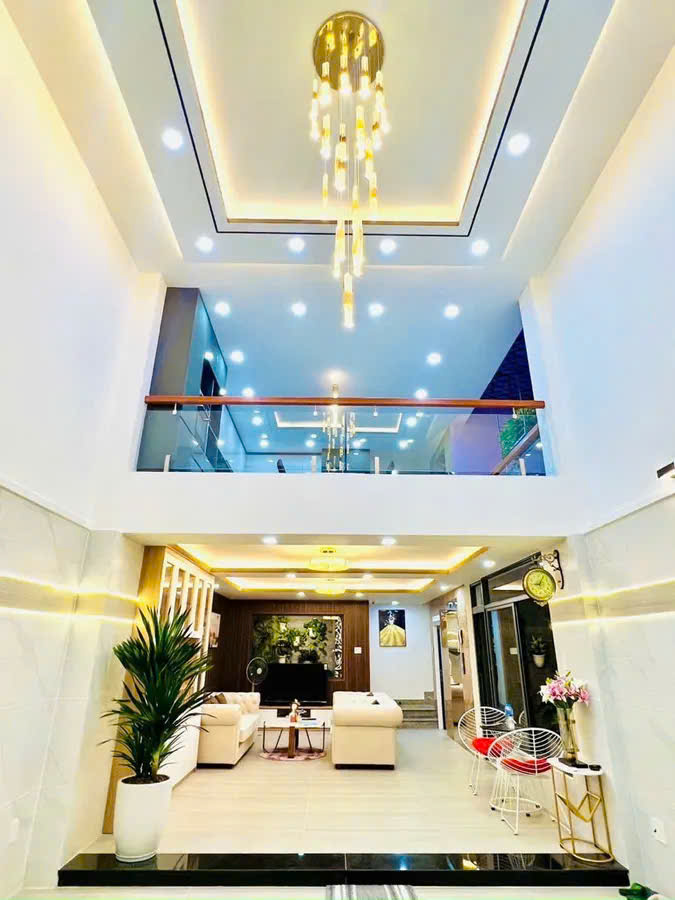 SIÊU PHẨM 5 tầng Thang Máy, KD Đỉnh, Nở hậu 7.5m, Quang Trung, chỉ 13 tỷ, Sang trọng/ Đẳng cấp, 0772727550