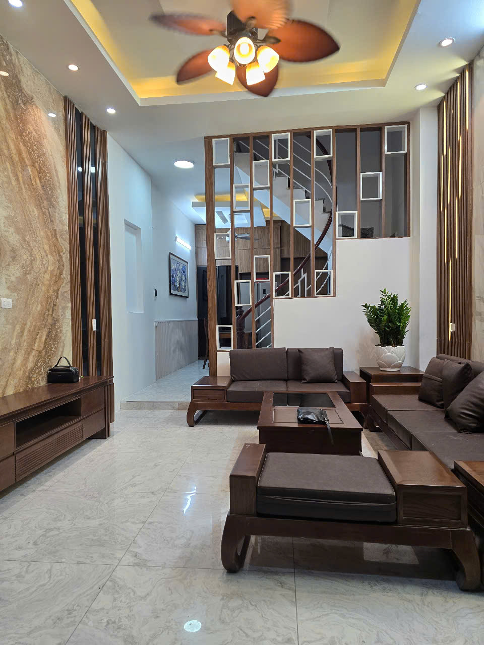 Bán nhà ngõ phố Cát Linh Đống Đa 35m 4 tầng