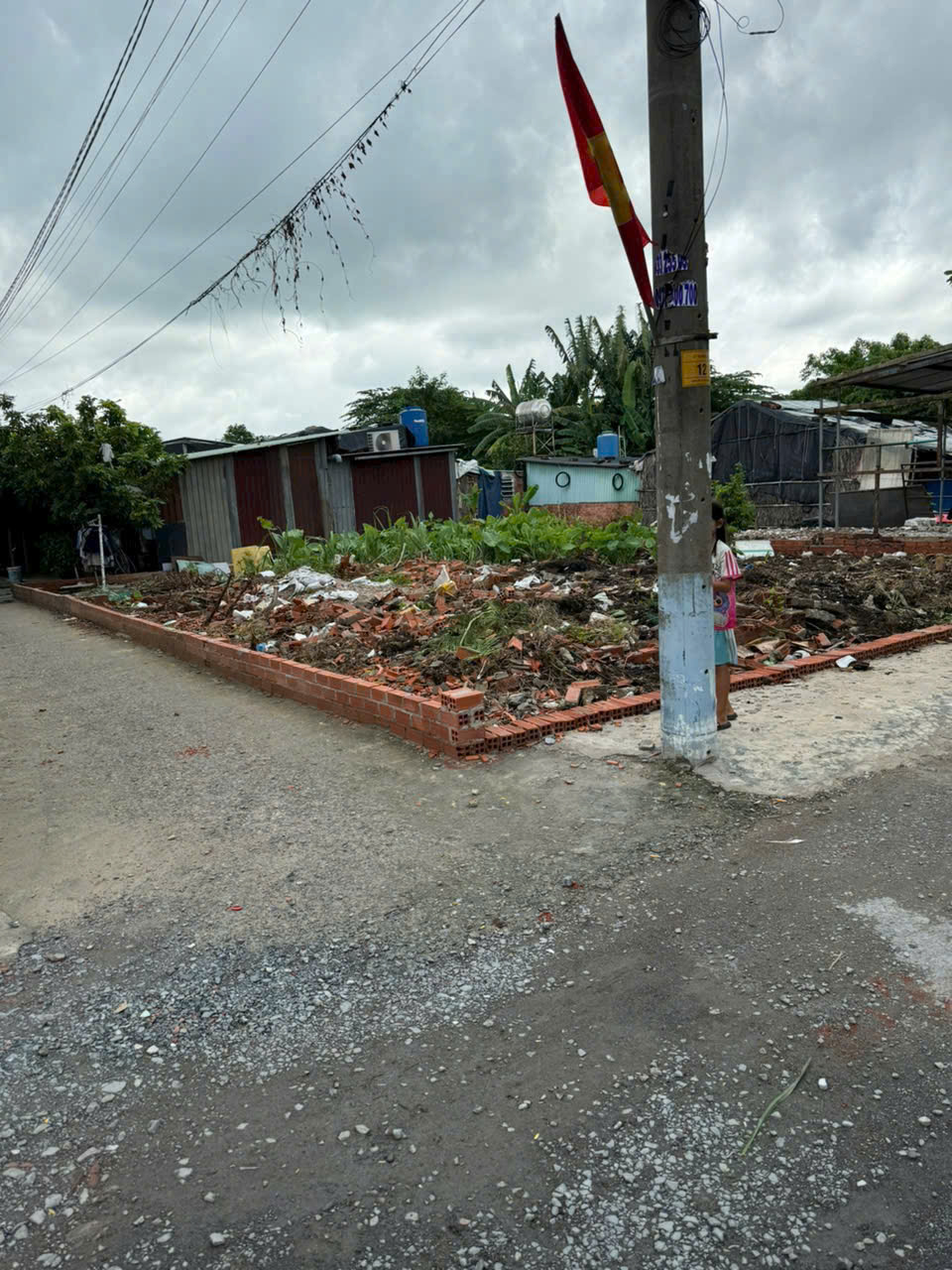 ĐẤT ĐẸP (10.5x17) SAU KHO BẠC – LÊ THỊ RIÊNG, Q.12 – CÁCH UBND 300M