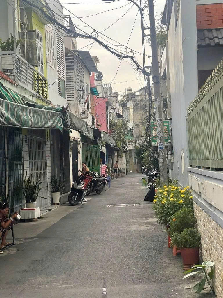 NGUYỄN VĂN KHỐI, HẺM 5M THÔNG, 4x12,5 1T1L 3PN, NGAY UBND F8 , THUÊ 12 TR/TH - 5,3 TỶ