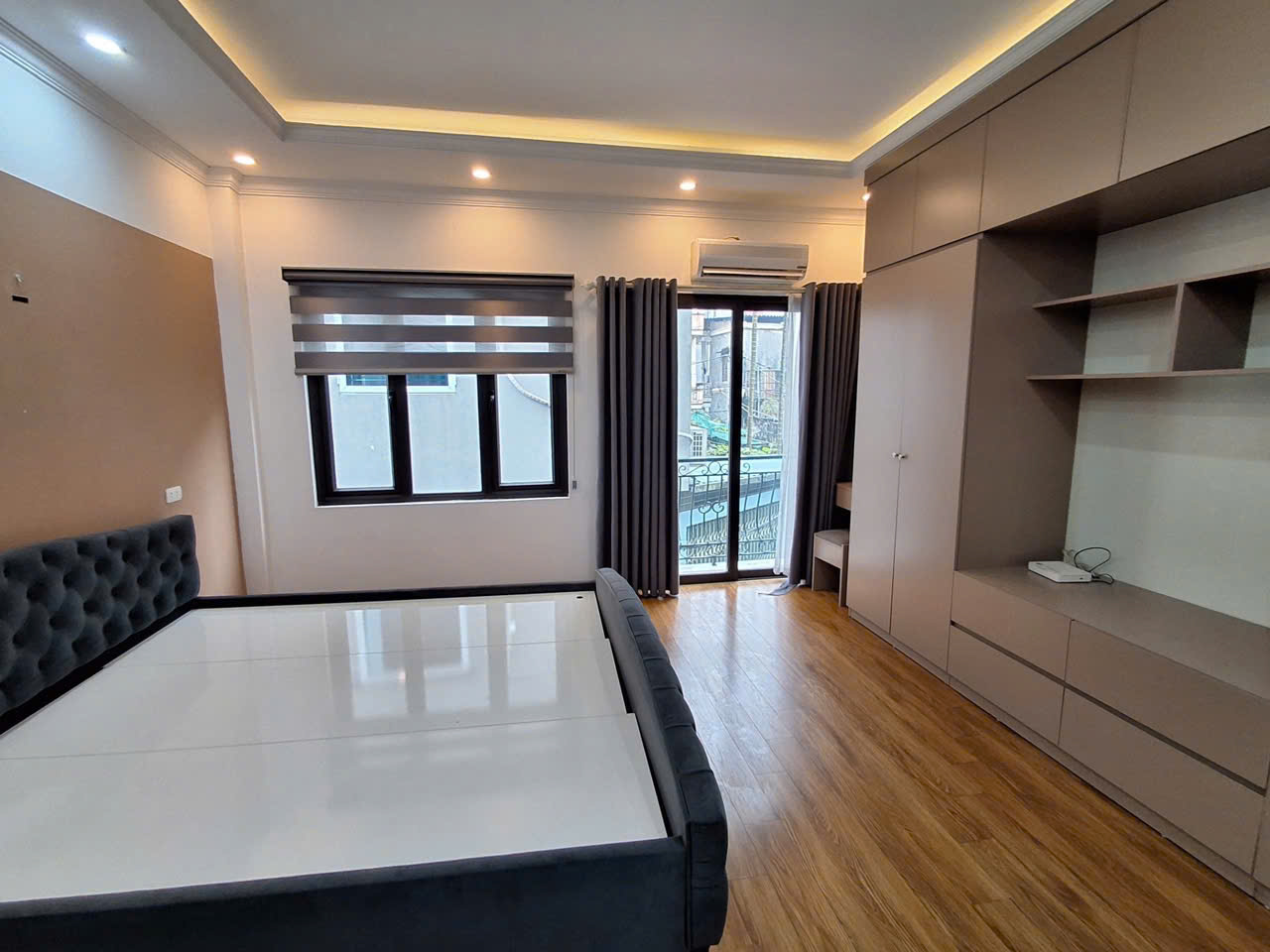 Bán Nhà Gia Thụy – Long Biên 36m² – MT 4.6m – 5 tầng thang máy – Full nội thất – 7.8 tỷ