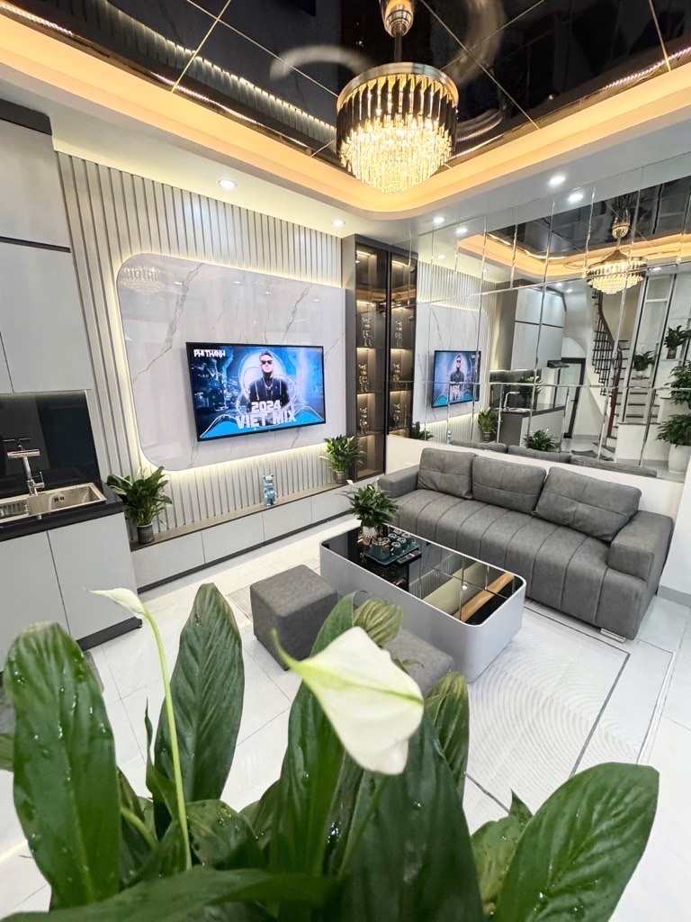 KIM MÃ-DT 30M 5 TẦNG 3 NGỦ GIÁ 6,880 TỶ-NỘI THẤT ĐẸP MỚI