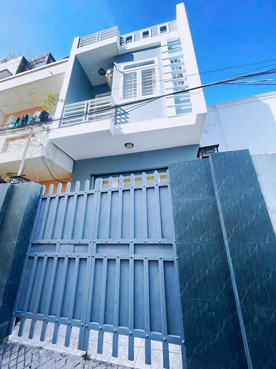 Bán nhà Thủ Đức, Linh Đông, đường Số 40, 70m2, 2 tầng, SH, 4.9 tỷ. LH: 0933125879