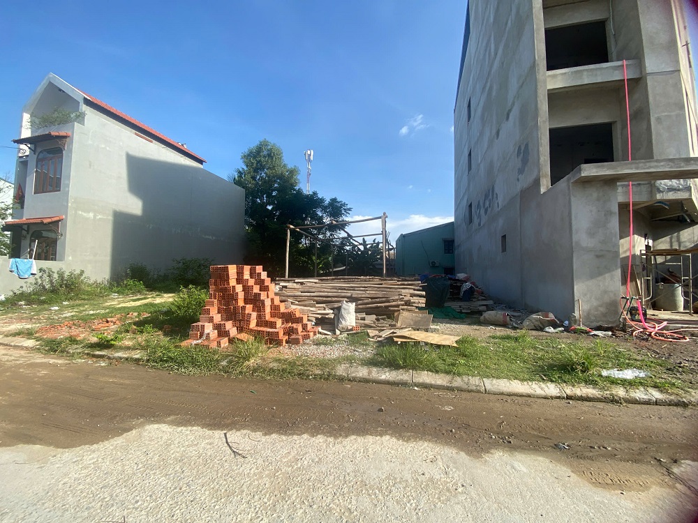 BÁN ĐẤT KQH NGUYỄN KHOA CHIÊM GẦN LÀNG ĐẠI HỌC HUẾ GIÁ 3,XX TỶ