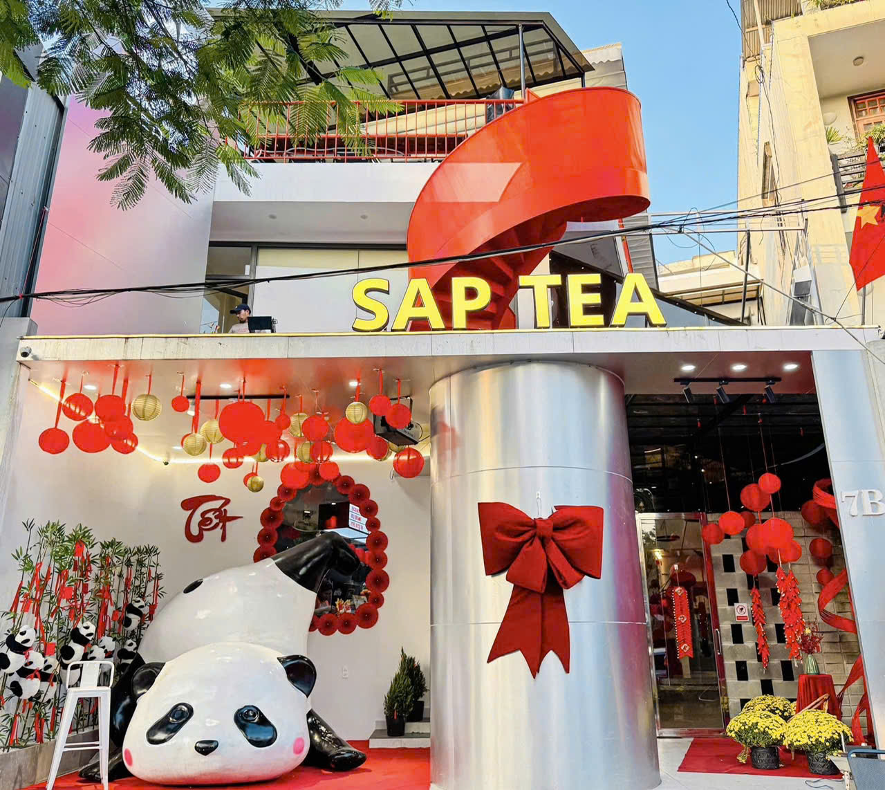SANG NHƯỢNG QUÁN CAFE SIÊU VIP THÀNH PHỐ HUẾ GIÁ CHỈ 450 TRIỆU