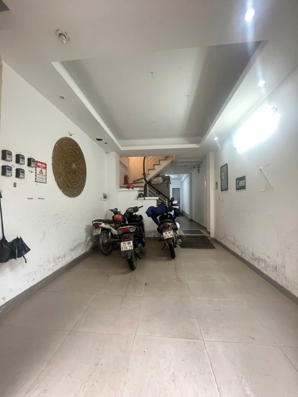 BÁN NHÀ, CCMN, ĐỊNH CÔNG- HOÀNG MAI, 51 M2, 7 TẦNG TM, MT 4 M, GIÁ 12,8 TỶ.