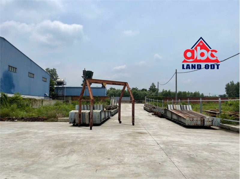 X101 Nhà xưởng bán, thiết kế khung thép kiên cố, sổ riêng cá nhân, giao dịch liền