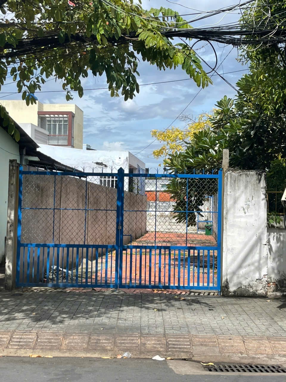 CHÍNH CHỦ CẦN BÁN Đất Tại mặt tiền lộ lớn đường Nguyễn Trung Trực, tp Bến Tre