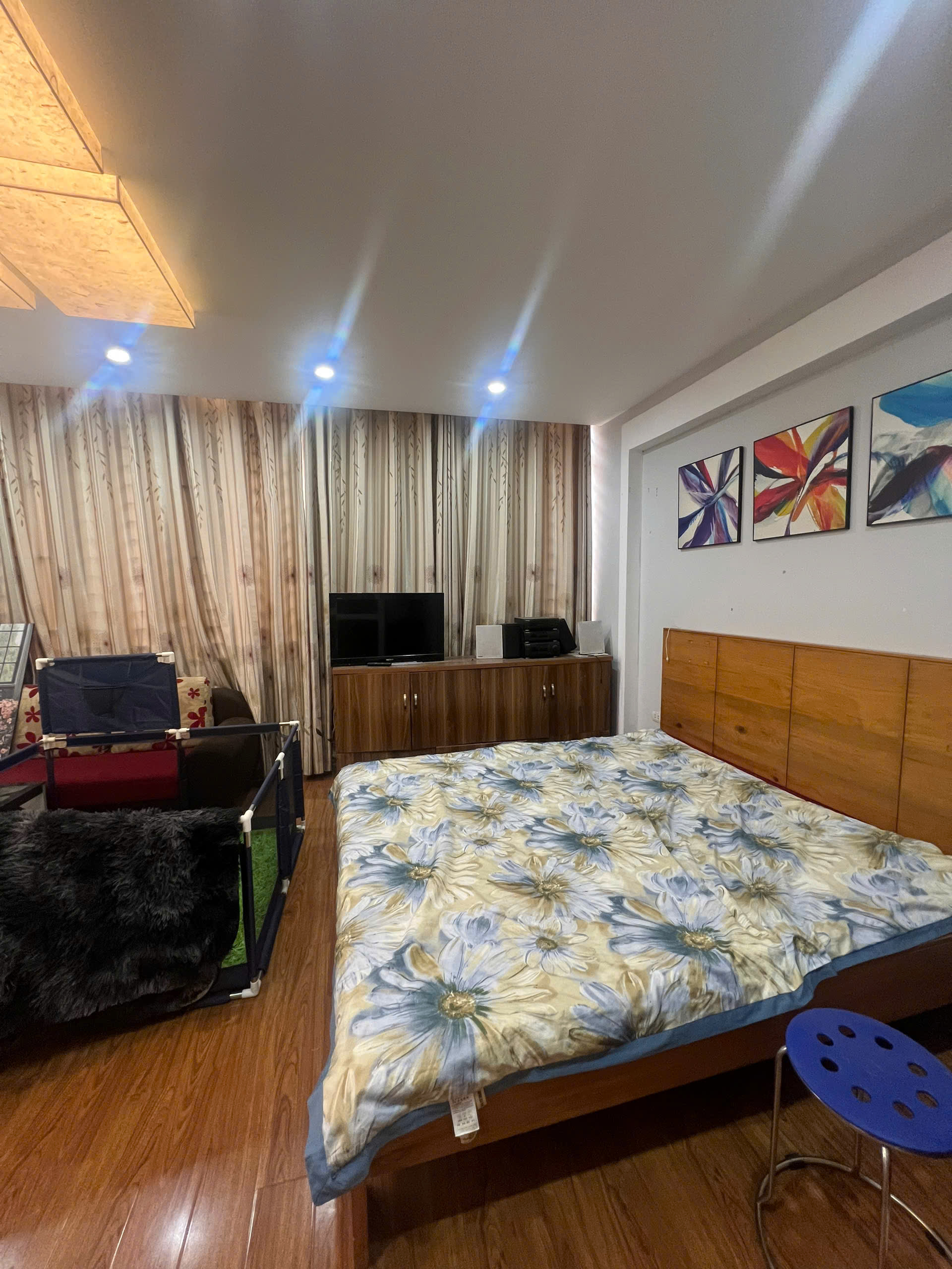 Bán nhà ngõ phố Cầu Dền Hai Bà Trưng 30m 5 tầng