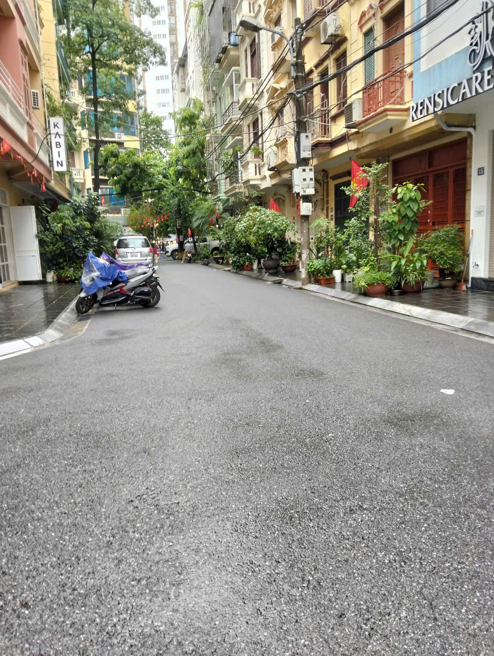 Bán Nhà Ngõ 112 Trung Kính - Lô Góc 70m x 5 tầng MT 16m K/D Cafe 34 tỷ Cầu Giấy