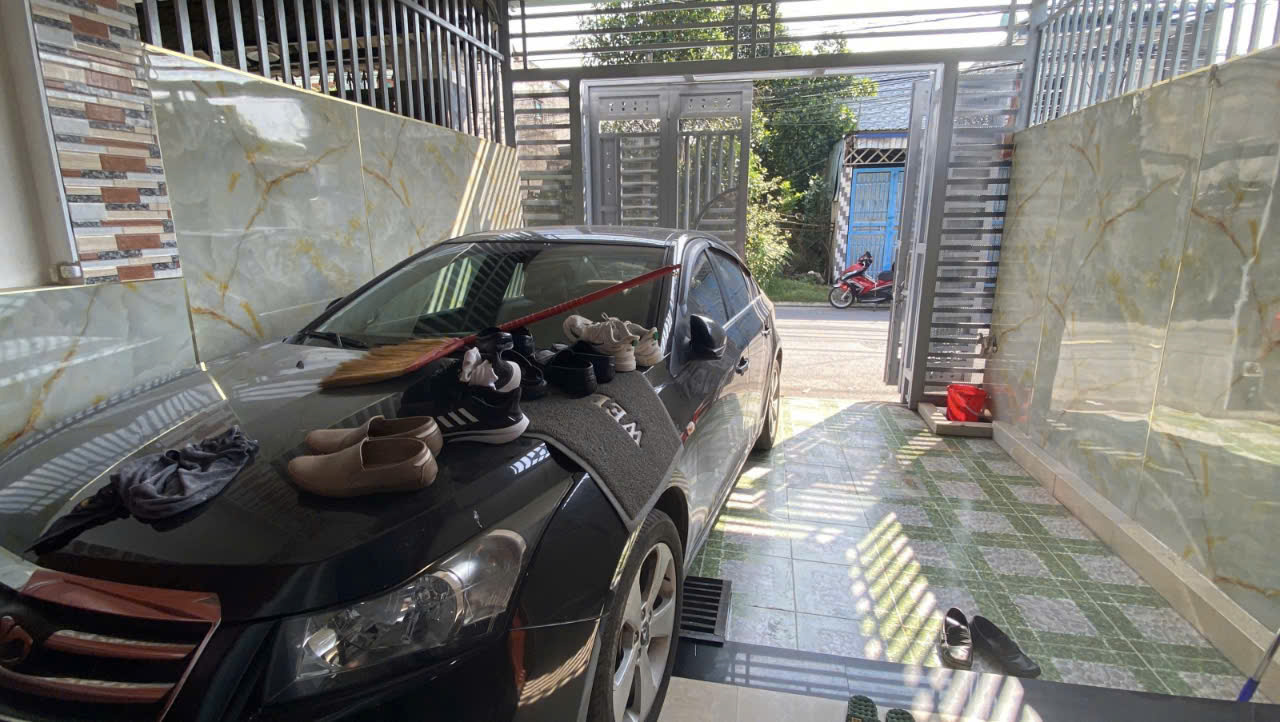 HIẾM! NHÀ 2 TẦNG - HẺM XE HƠI ĐỖ XUÂN HỢP - 86M2, 2TẦNG - CHỈ 4.4 TỶ. - 0909323881