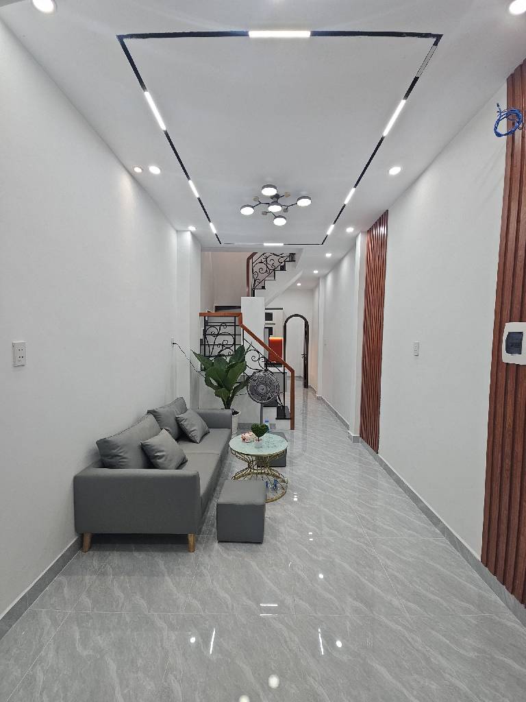 Bán nhà mặt tiền Trần Thủ Độ, Nhà 2 tầng 31m2 đẹp, gần Nguyễn Sơn, Tân Phú, chỉ hơn 4 tỷ